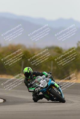 media/Jan-15-2023-SoCal Trackdays (Sun) [[c1237a034a]]/Turn 3 (1115am)/